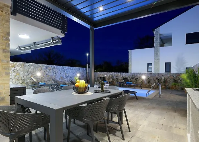 Villa Toja