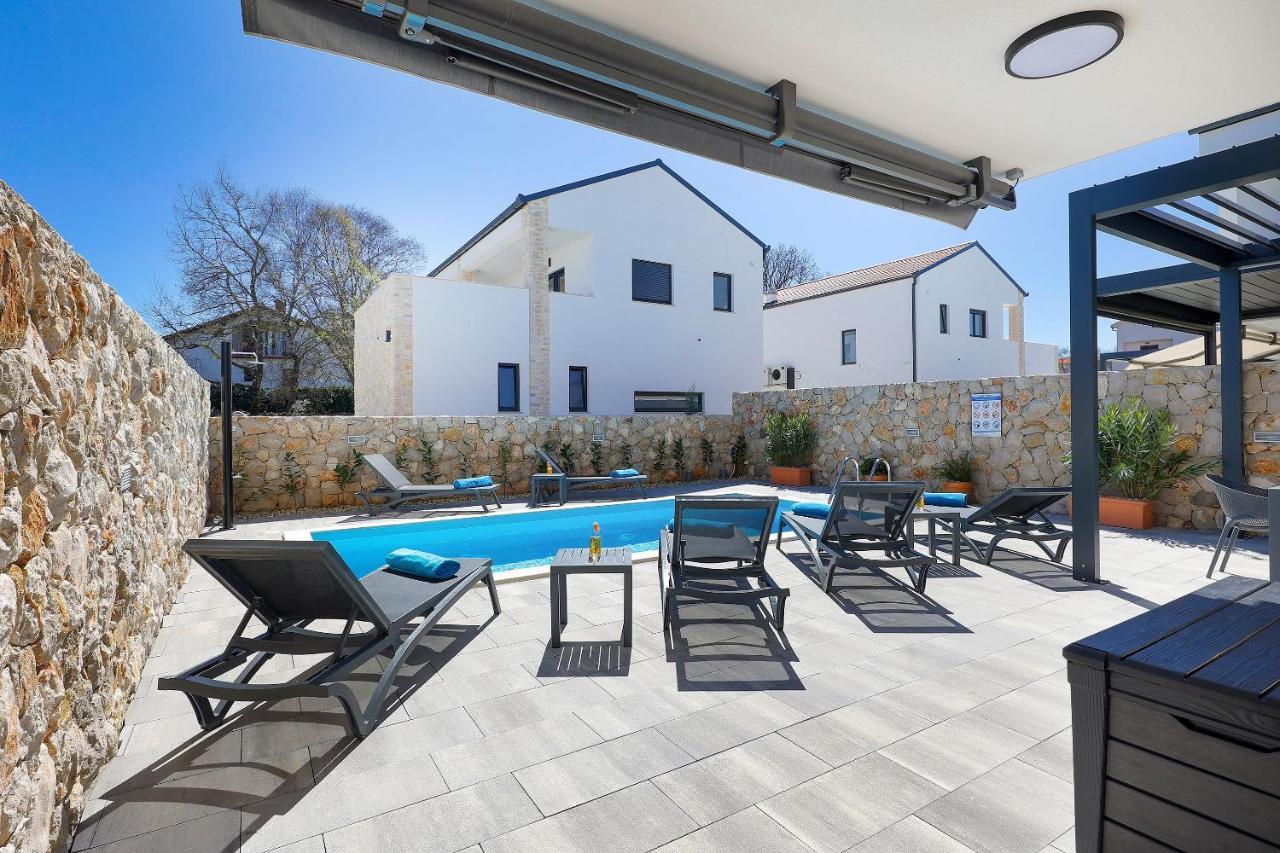Villa Toja *